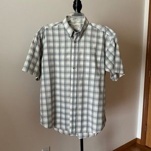 Natural Issue Wrinkle Free Mens dress Shirt Size L